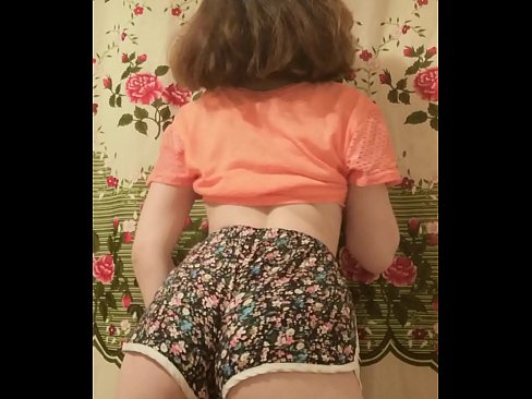 ❤️ סעקסי יונג באַבע סטריפּינג אַוועק איר קורצע הייזלעך אויף אַפּאַראַט ❤ פּאָרן ווידעא ביי אונדז yi.punkbass.ru ﹏
